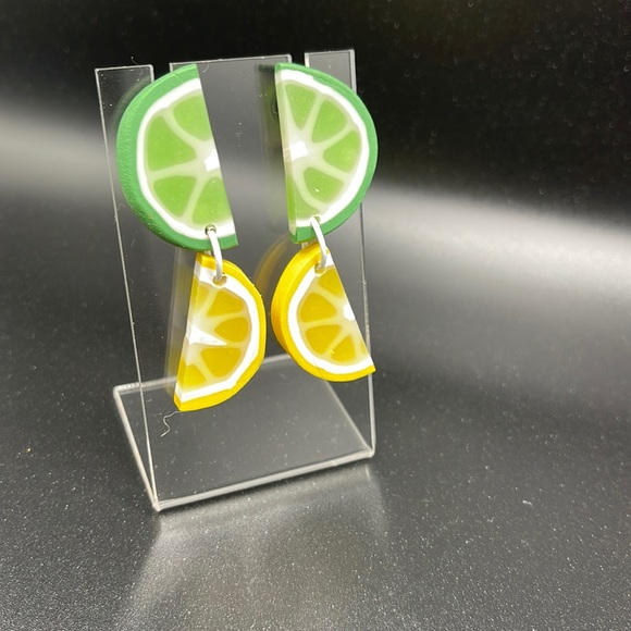 Susie Quinn | Polymer Clay Earrings - Picture 3 of 3
